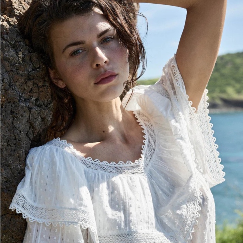 Doen White Lace Blouse